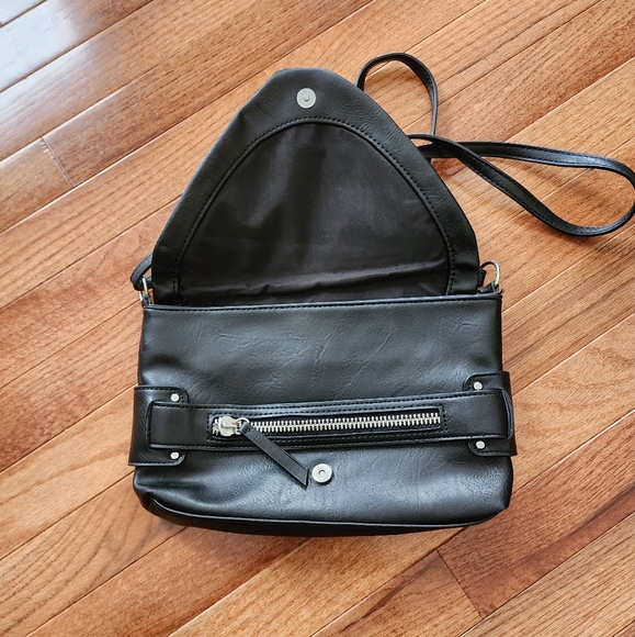 Nicole Miller Black Faux Leather Shoulder Bag - Picture 3 of 10